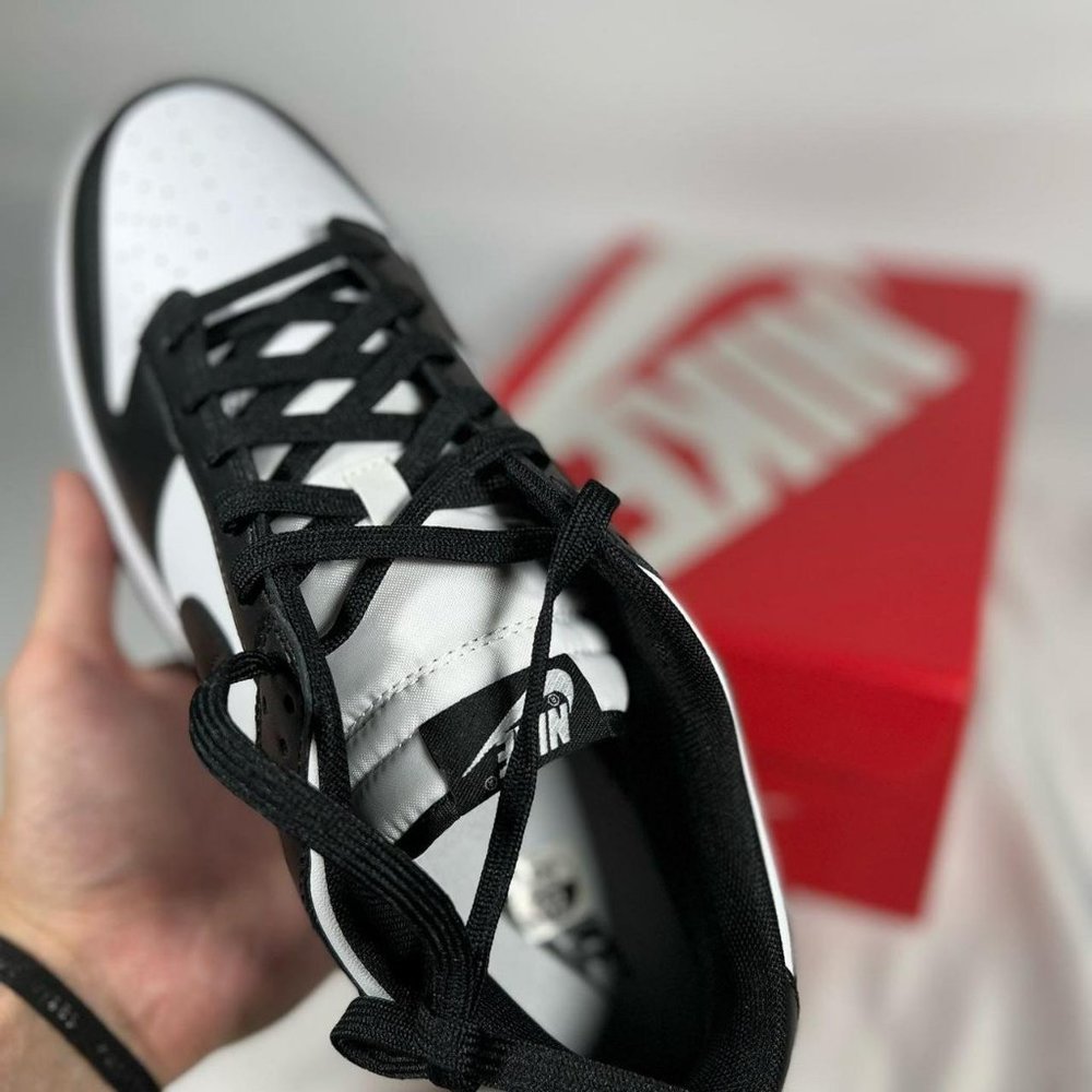Nike Dunk Low "WORLD CHAMPS BLACK WHITE" - Picture 2 of 4